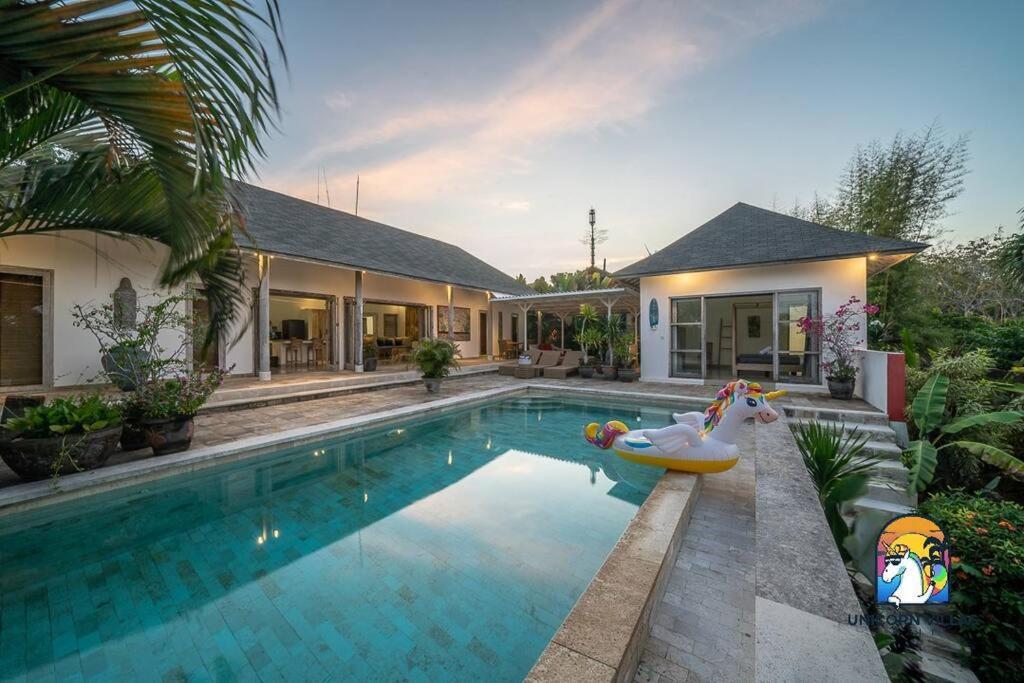Villa Eva - By Unicorn Villas Bali 울루와뚜 외부 사진